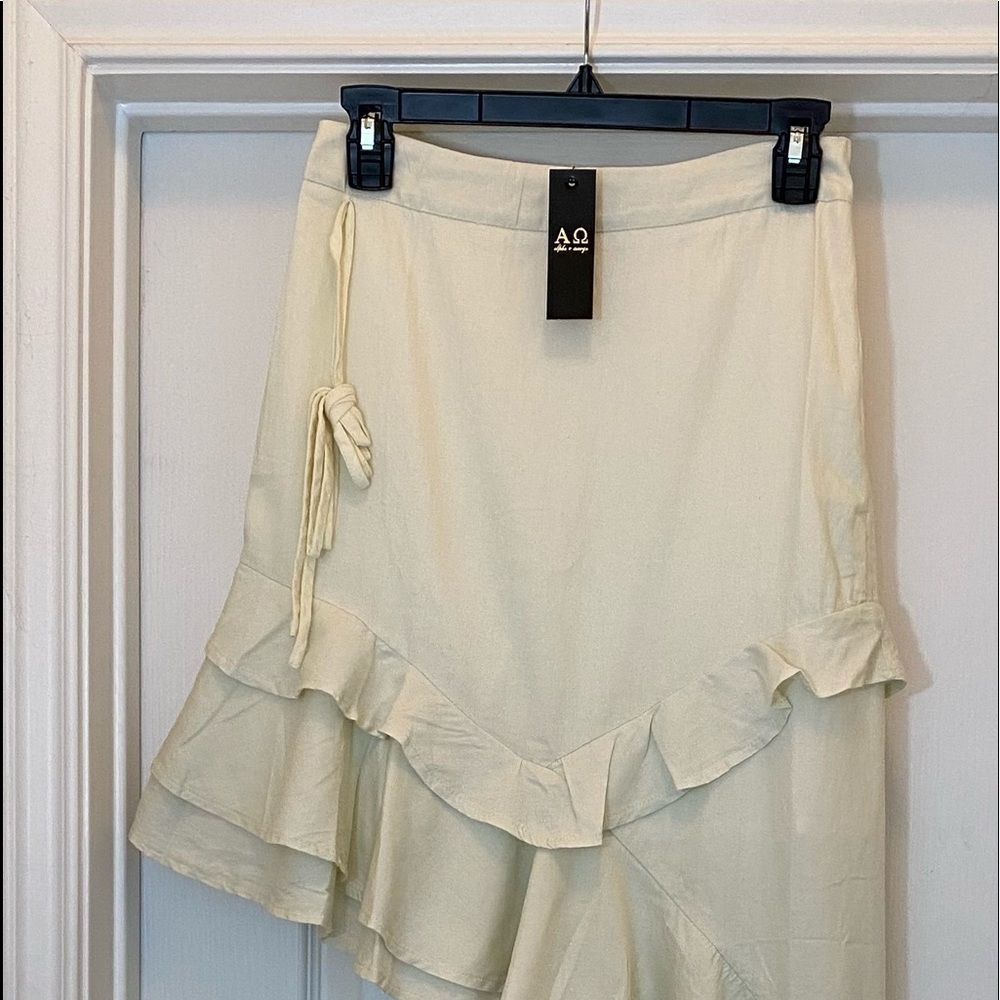 Alpha & Omega Ivory Ruffle Skirt